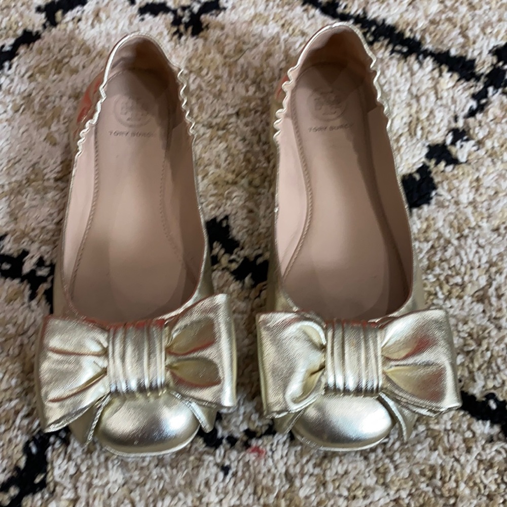 Tory burch ballet flats , like new!
